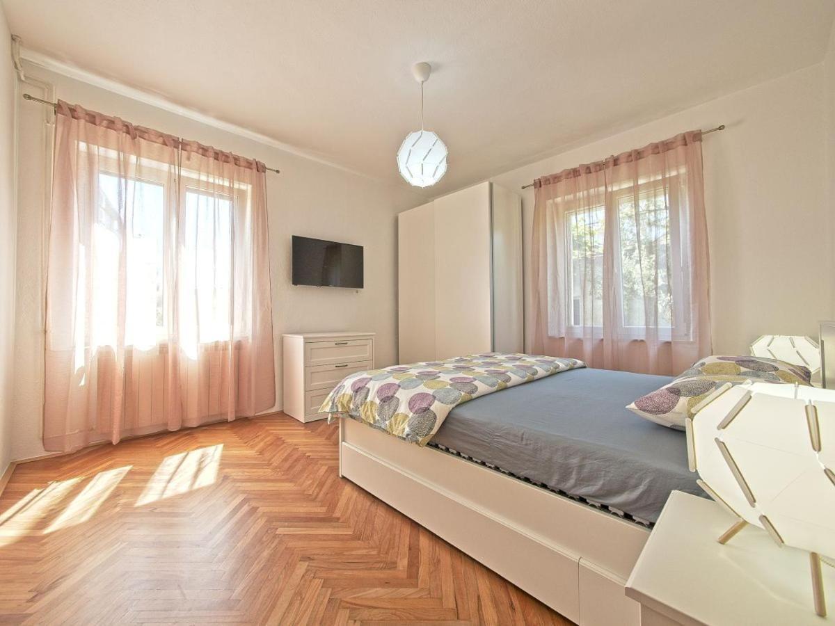 Apartman Nikica ポスティレ エクステリア 写真
